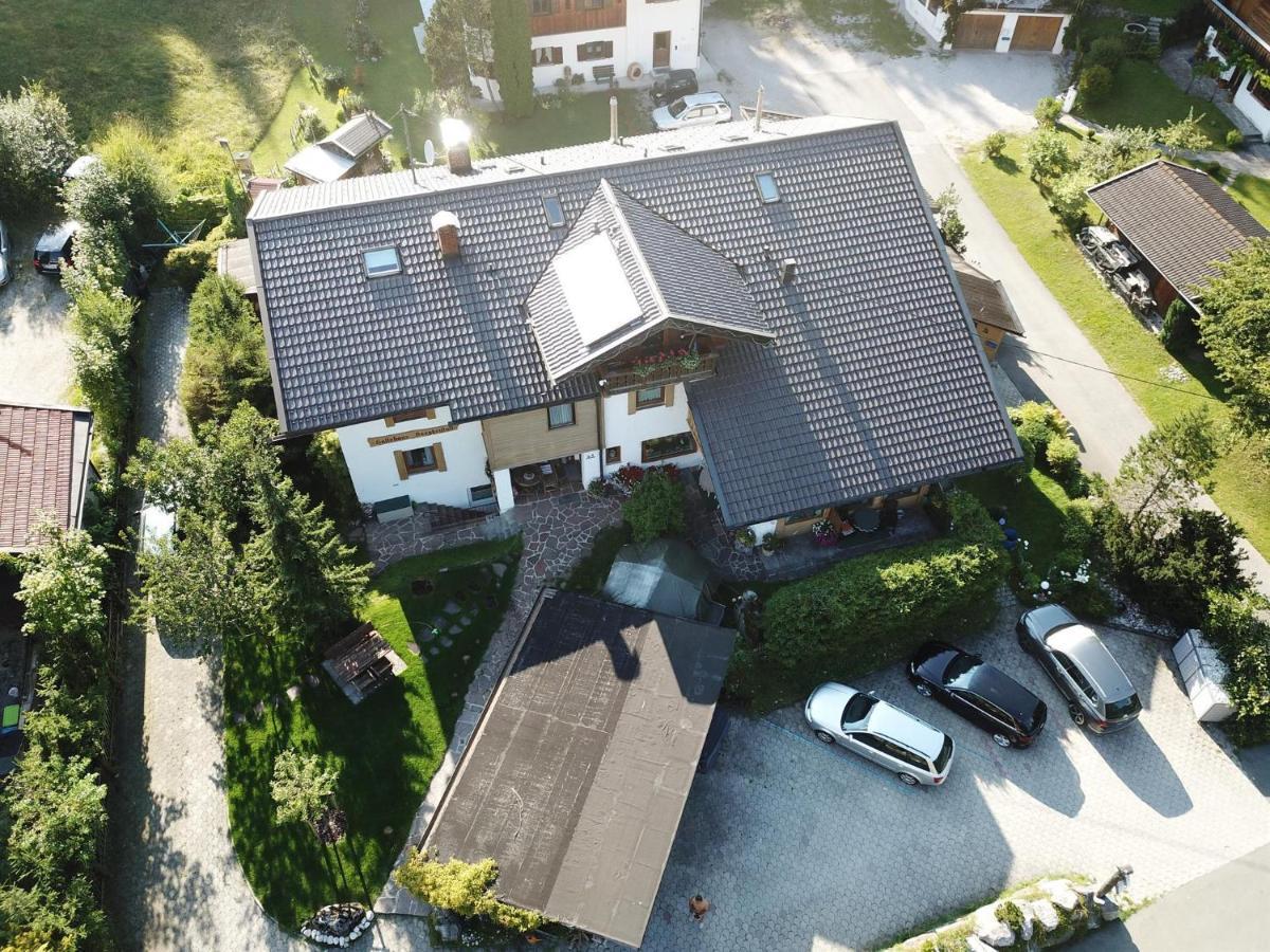 Gaestehaus Bergkristall Вальгау Экстерьер фото